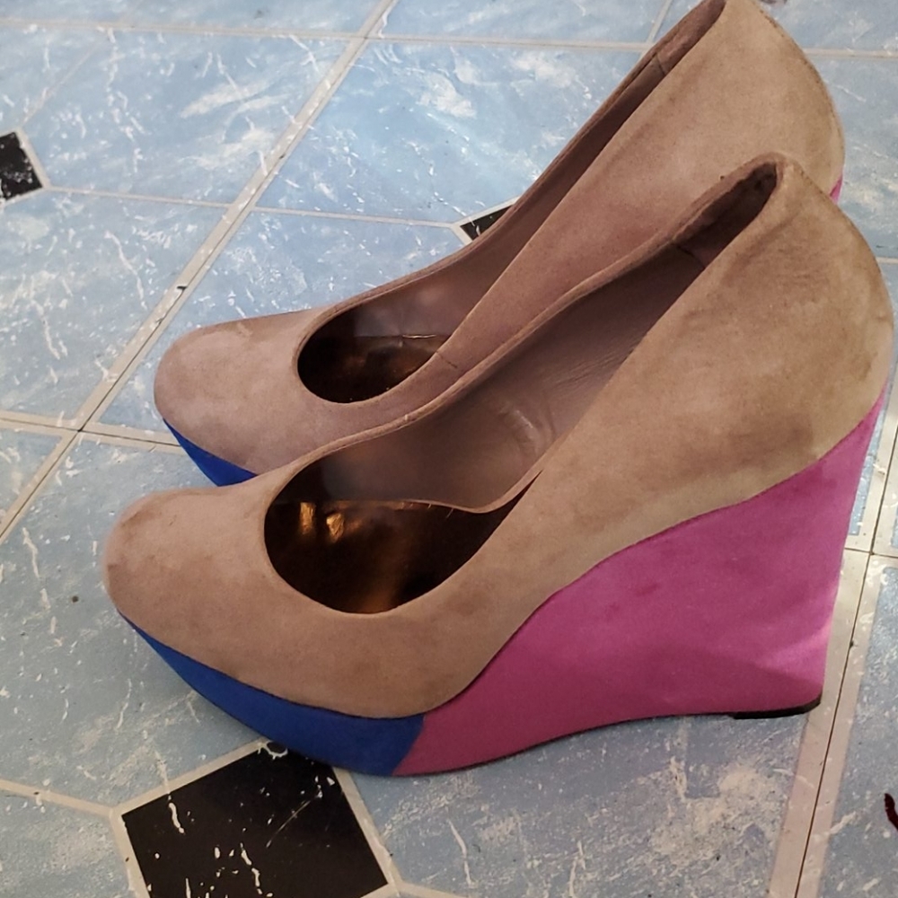 Wedges - Picture 2 of 4